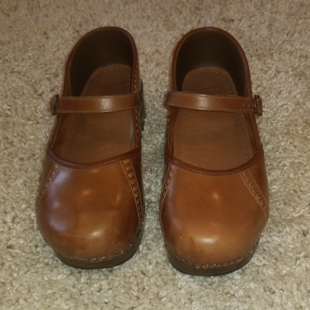 Womens Dansko Mary Jane clogs